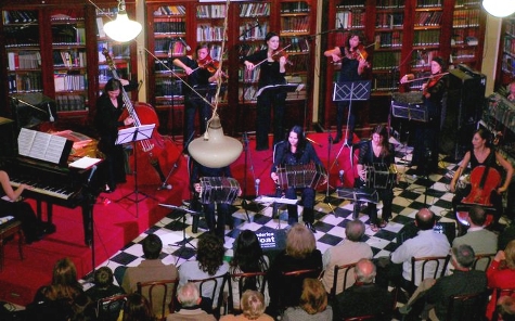 Fleurs Noires, orquesta de tango femenino