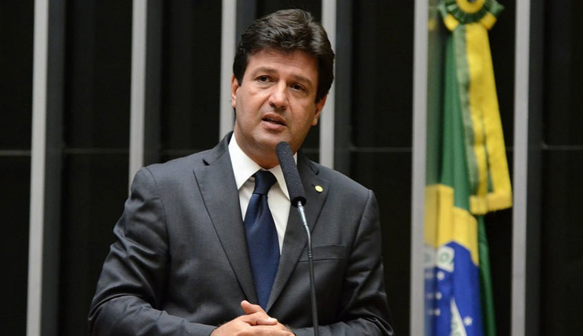 Brasil: El ministro de Salud dejará el cargo por desacuerdos con ...