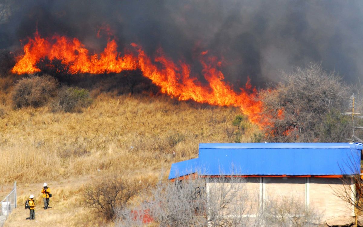 Contuvieron los focos de incendios en Córdoba - Redacción ...