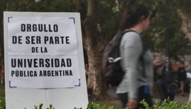 Marcha en defensa de la universidad pública 23/04/24 Rosario