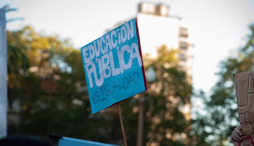 Marcha en defensa de la universidad pública 23/04/24 Rosario