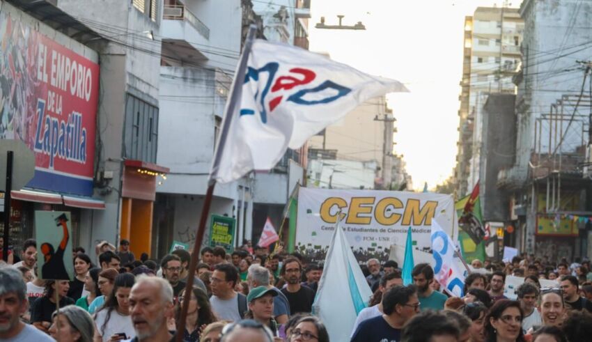 Marcha de las Antorchas en defensa del financiamiento universitario - Rosario 30 / 10/ 24